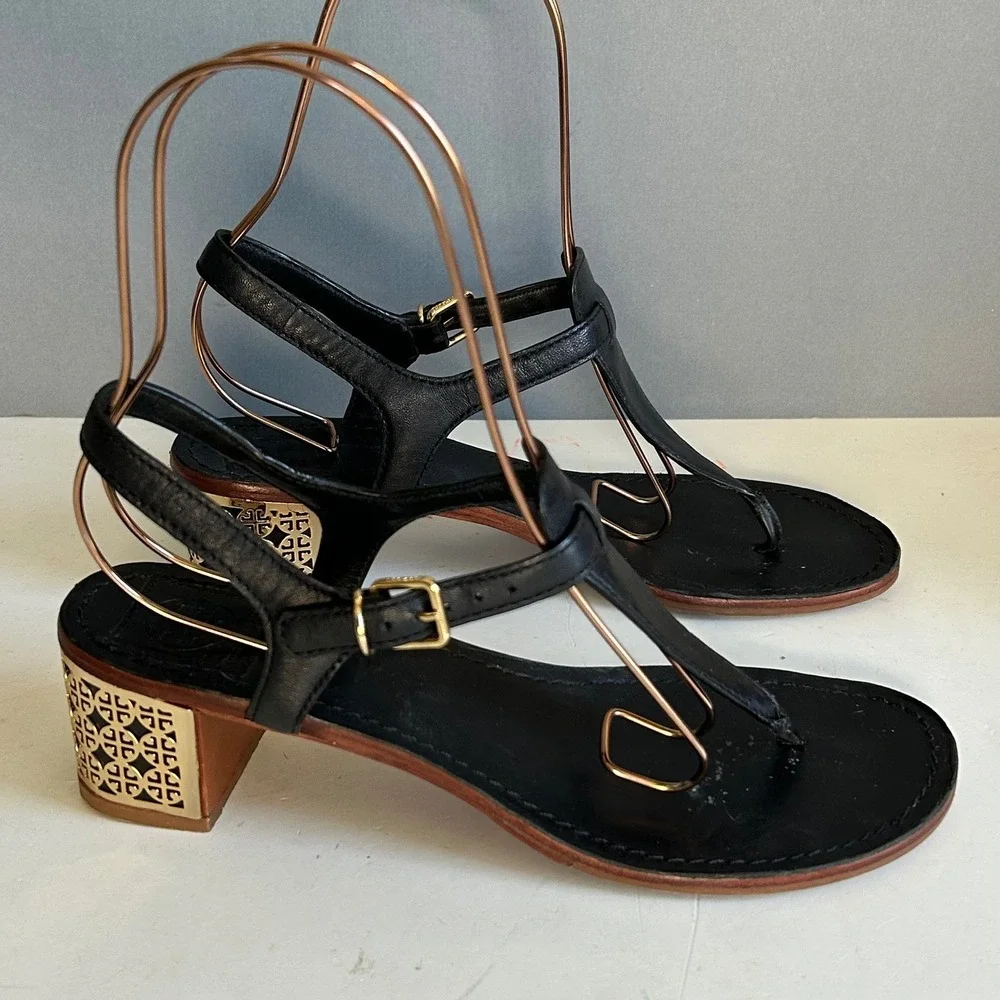 Tory Burch Sandals Size 8.5 Audra Black Leather T-Strap Thong Gold Logo Heel